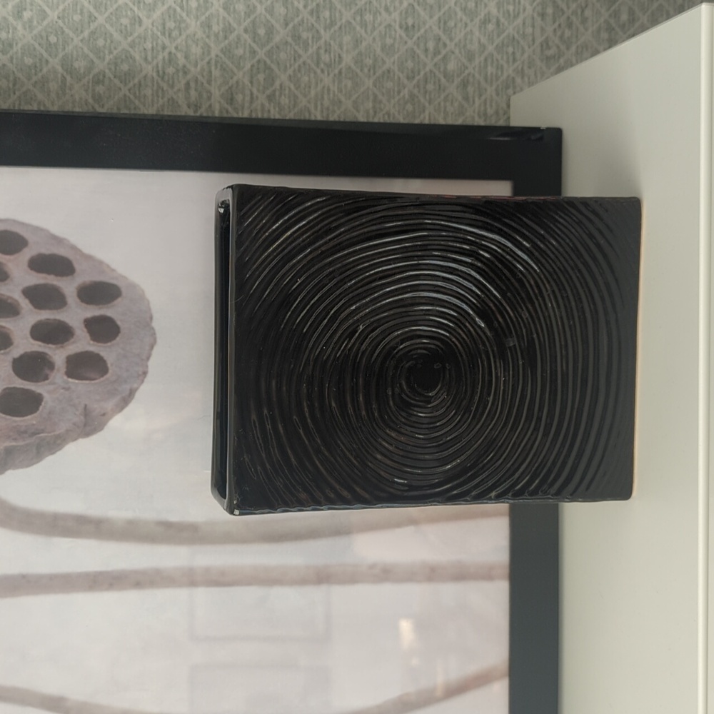 Black Narrow Vase